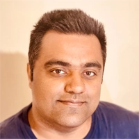 Dr Shahzad Sadiq